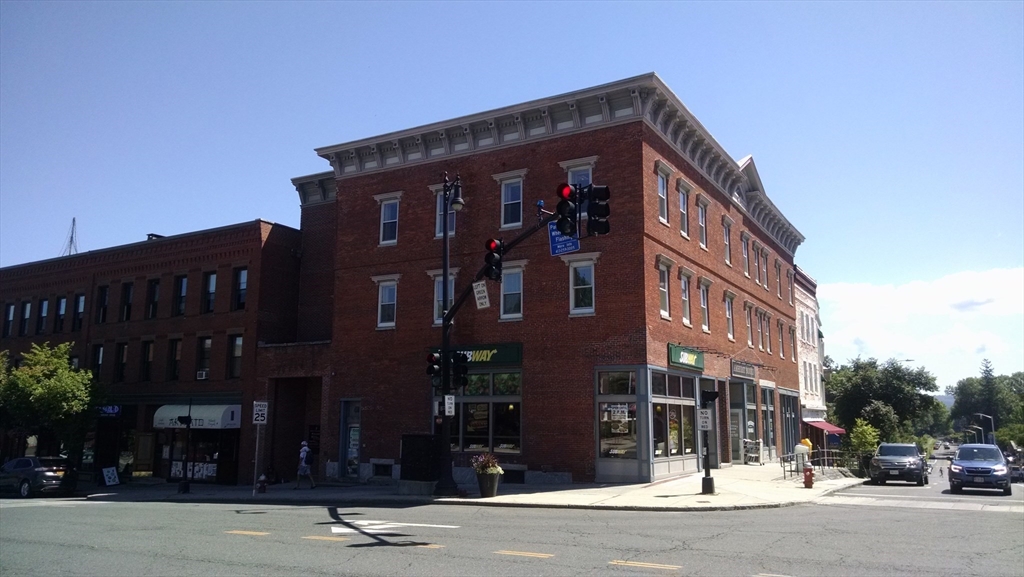7 N Pleasant Street, Amherst, Massachusetts 01002