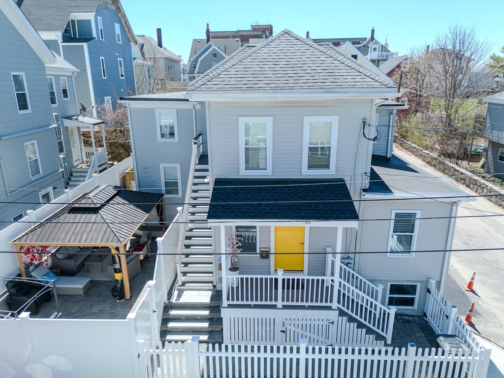 27 Addison St, Gloucester, Massachusetts 01930