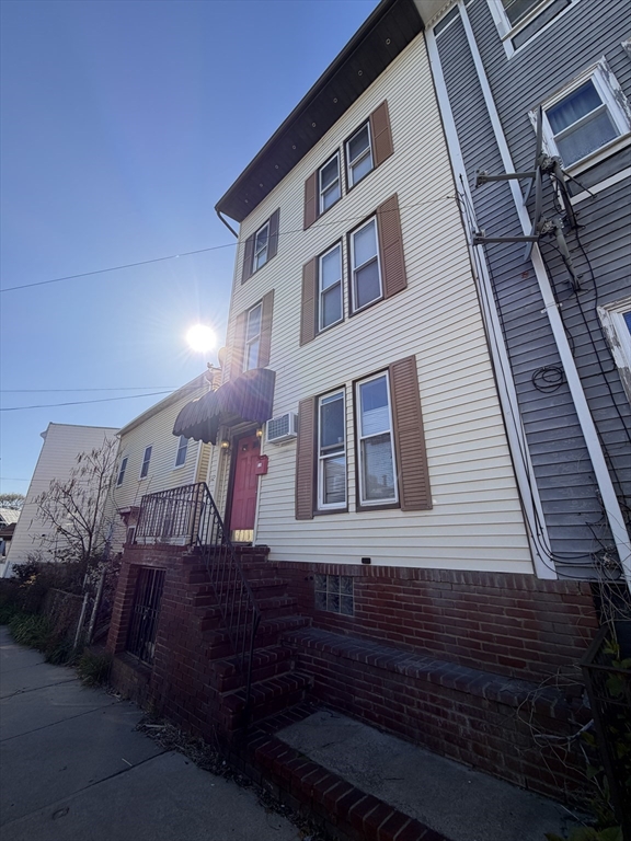 12 Leeds St, Boston, Massachusetts 02127