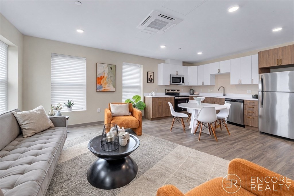 375 Cummins Hwy, Boston, Massachusetts 02131