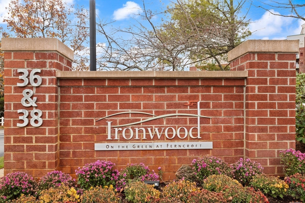 38 Village, Middleton, Massachusetts 01949