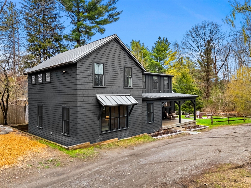 8R Rolfes Ln, Newbury, Massachusetts 01951