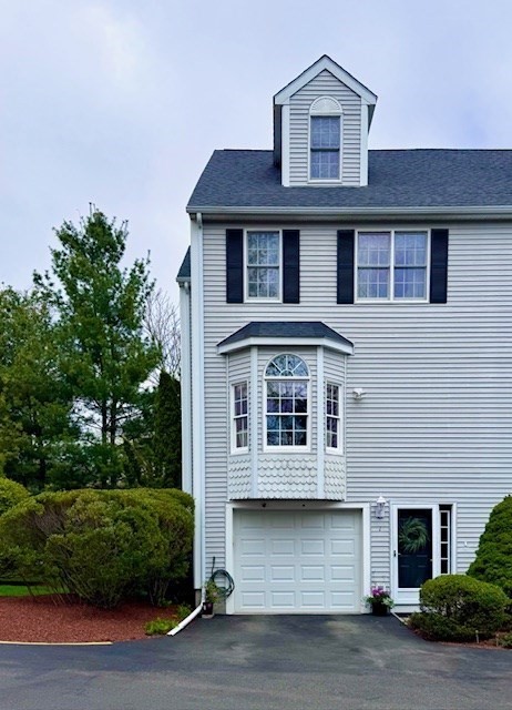 1 Sunnyside Dr, Plainville, Massachusetts 02762