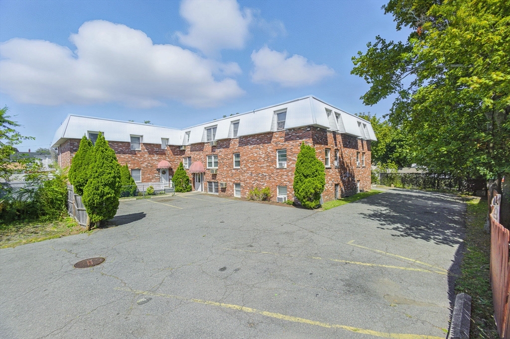 33A Jackson St, Lynn, Massachusetts 01902