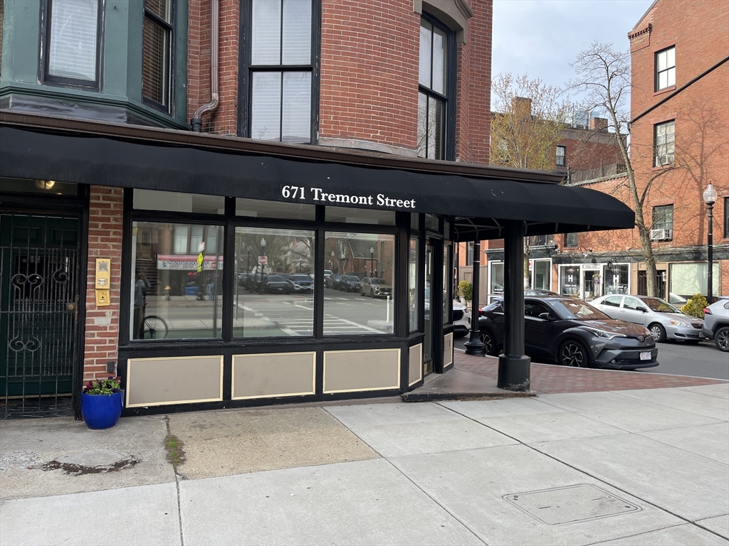 671 Tremont Street, Boston, Massachusetts 02118
