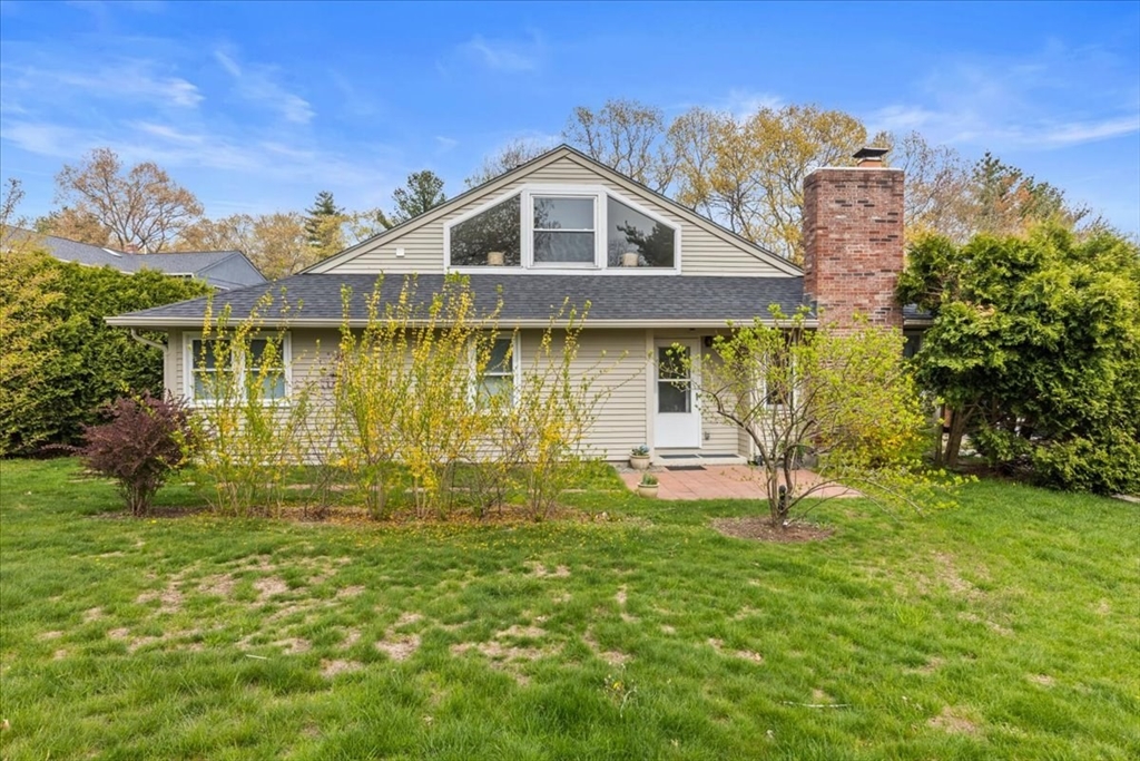 5 Ascot Lane, Uxbridge, Massachusetts 01569