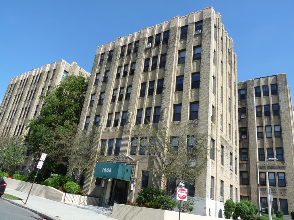 1666 Commonwealth, Boston, Massachusetts 02135