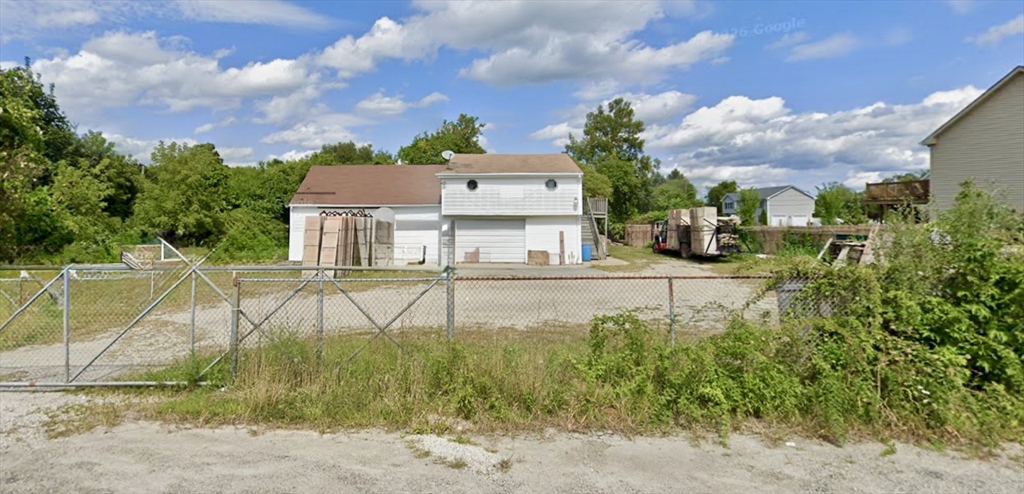86 Lynwood St, Fall River, Massachusetts 02721