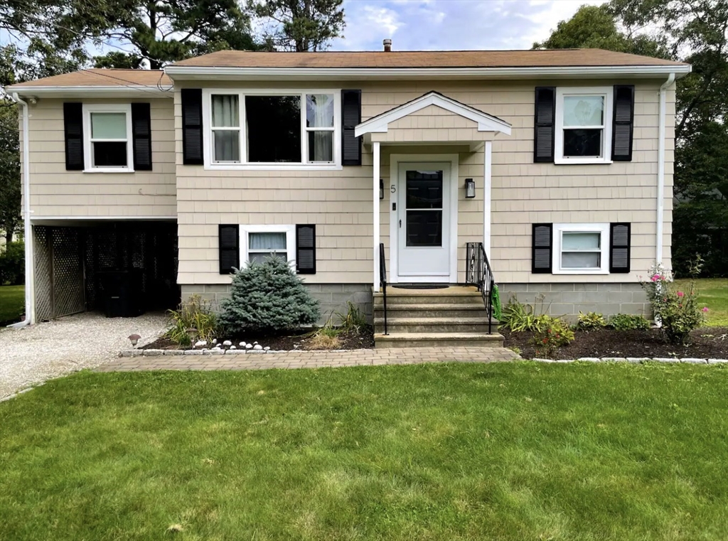 5 Andersen Ave, Sandwich, Massachusetts 02537