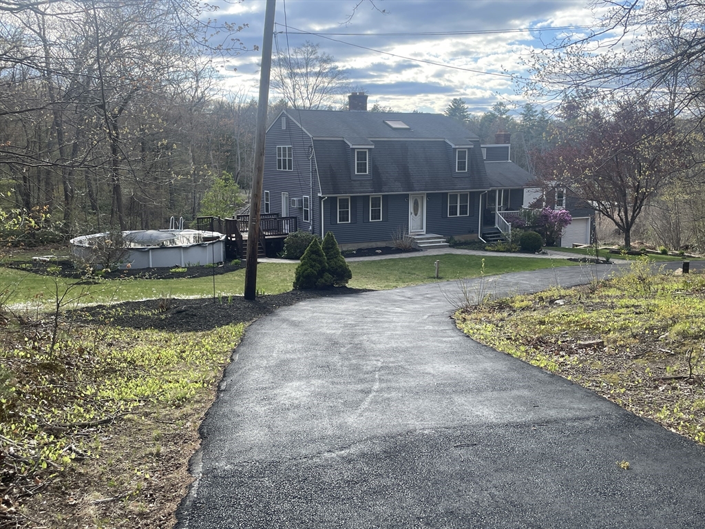 65 Old Spencer Rd, Charlton, Massachusetts 01507