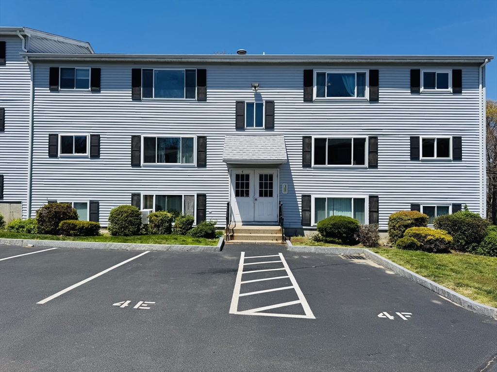 5455 N Main St, Fall River, Massachusetts 02720