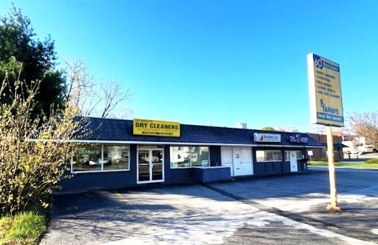106-106R E Main St, Webster, Massachusetts 01570
