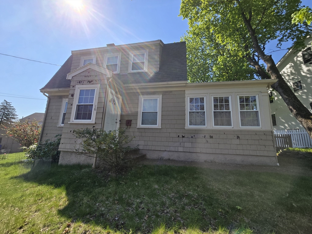 16 Mystic Lake Dr, Arlington, Massachusetts 02474