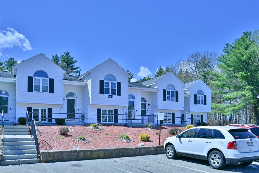 118 Riverview Place, Southbridge, Massachusetts 01550