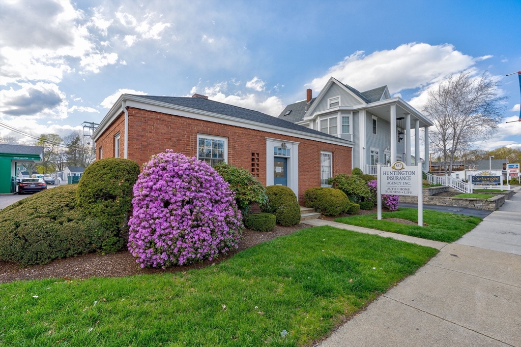 857 Washington Street, Braintree, Massachusetts 02184