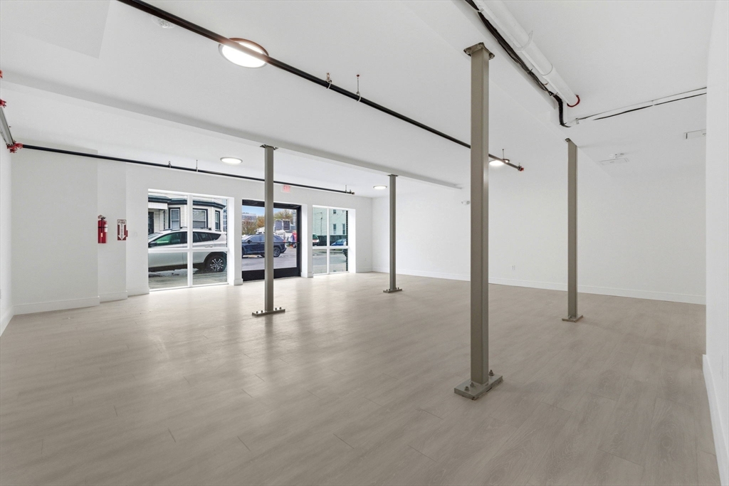 255 Maverick Street, Boston, Massachusetts 02128