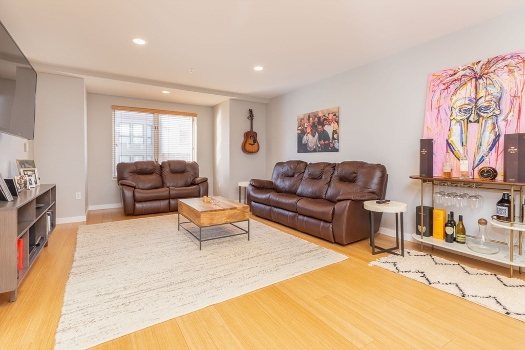 16 Miner St, Boston, Massachusetts 02215