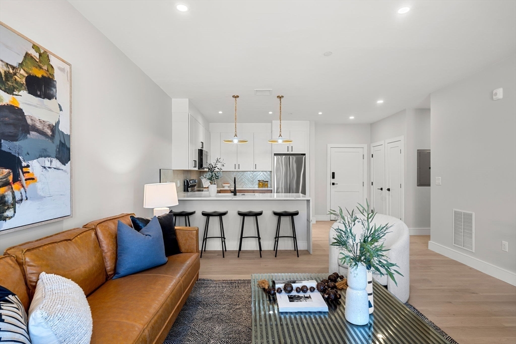 27 Guild Street, Boston, Massachusetts 02119