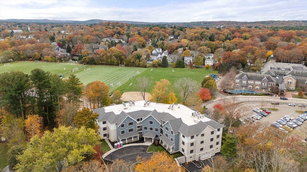 16 Stearns Rd, Wellesley, Massachusetts 02482