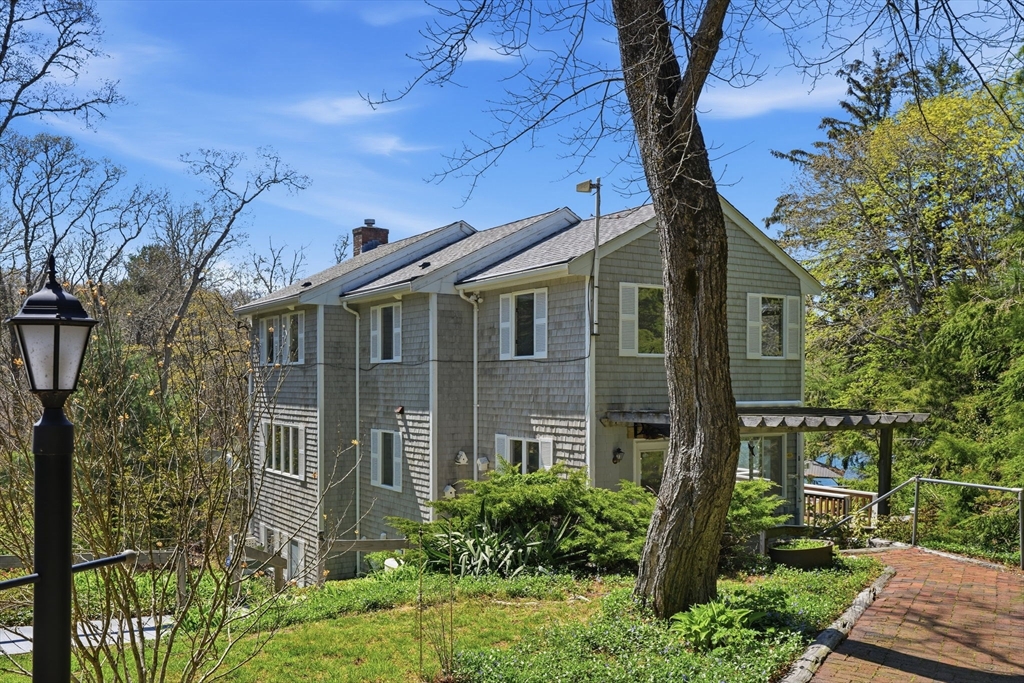 763 Santuit Newtown Rd, Barnstable, Massachusetts 02648