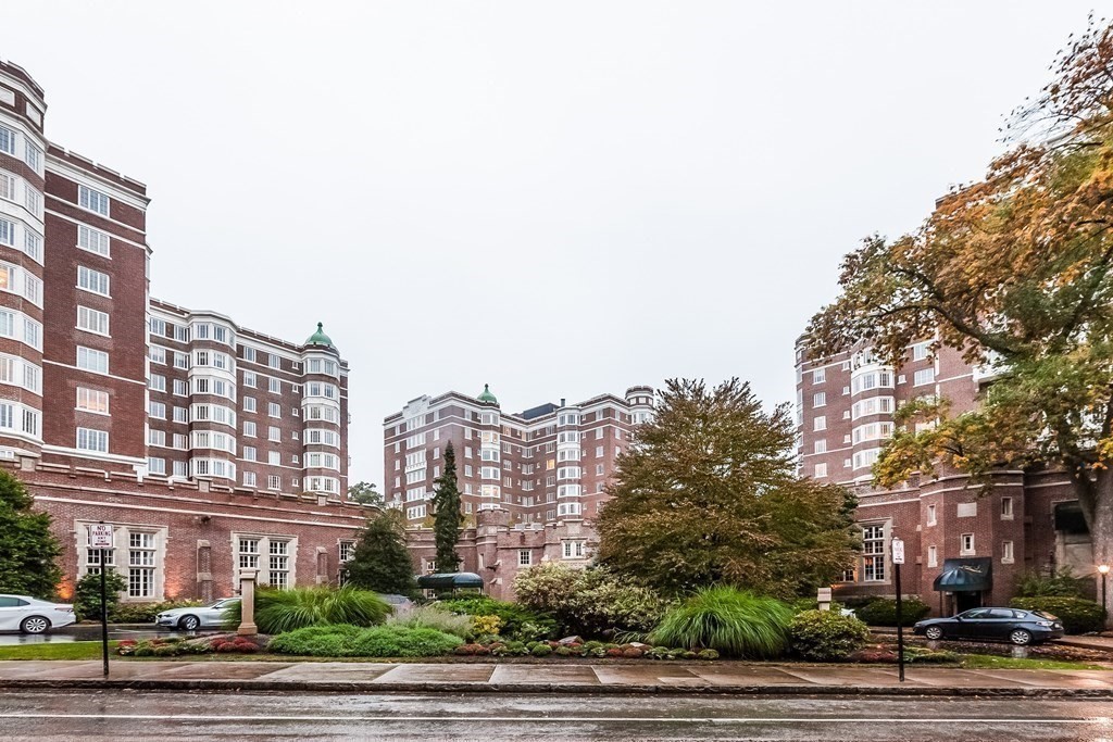 20 Chapel Street, Brookline, Massachusetts 02446