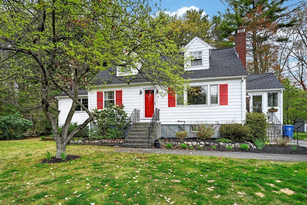 12 Chadwick Rd, Burlington, Massachusetts 01803