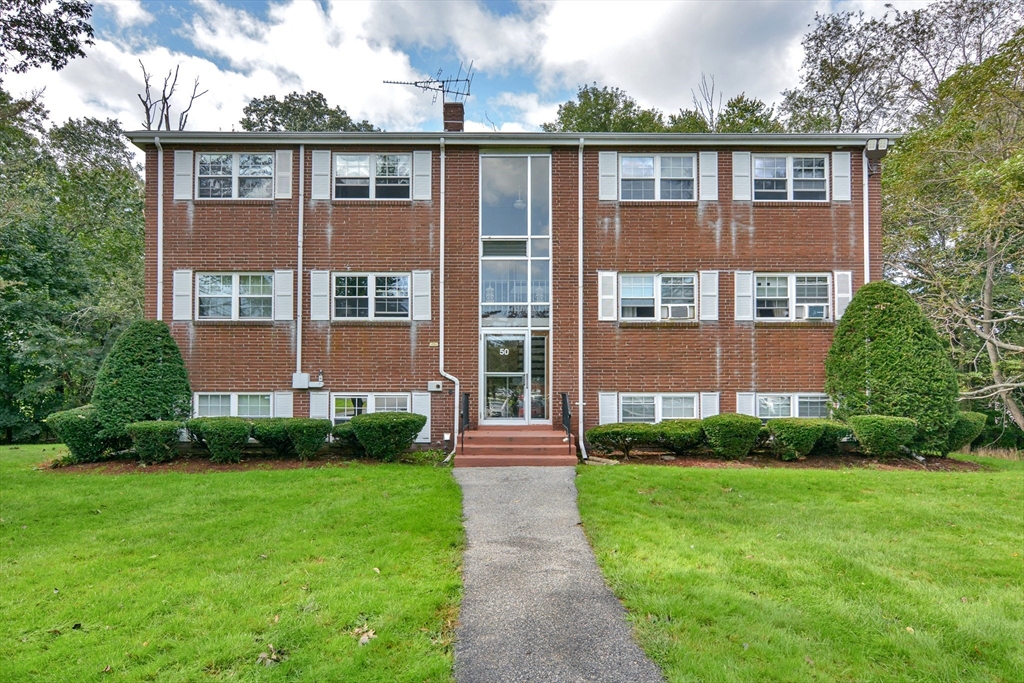 50 Edgelawn Ave, North Andover, Massachusetts 01845