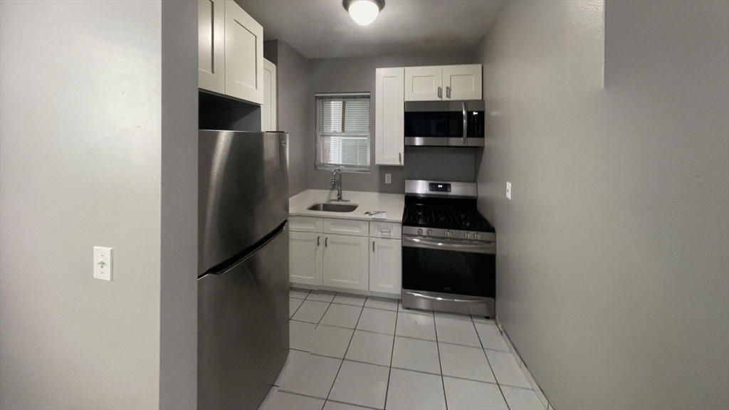 8 Cheever Court, Boston, Massachusetts 02128