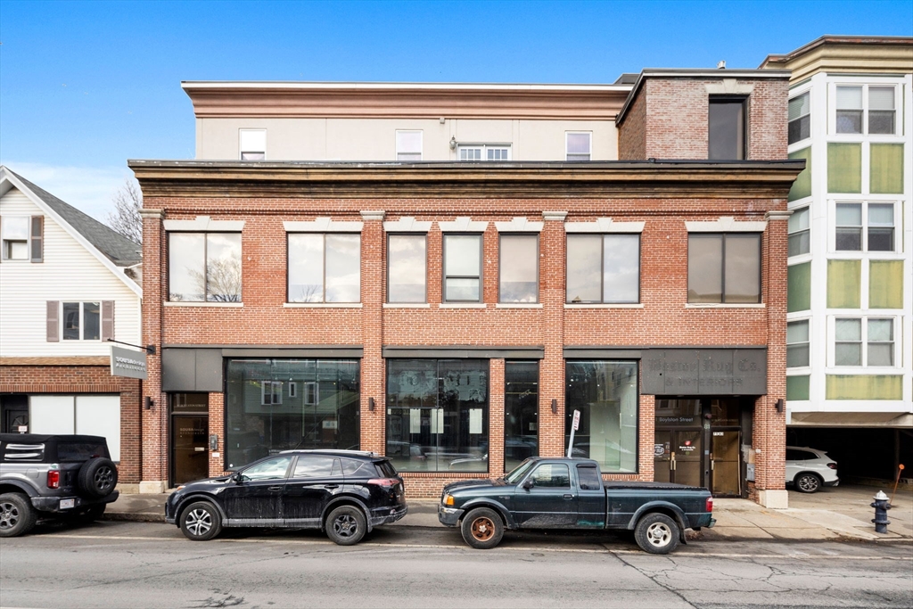 75-81 Boylston St, Brookline, Massachusetts 02445