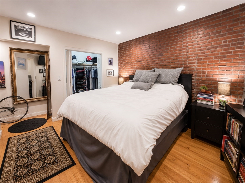 280 North, Boston, Massachusetts 02113