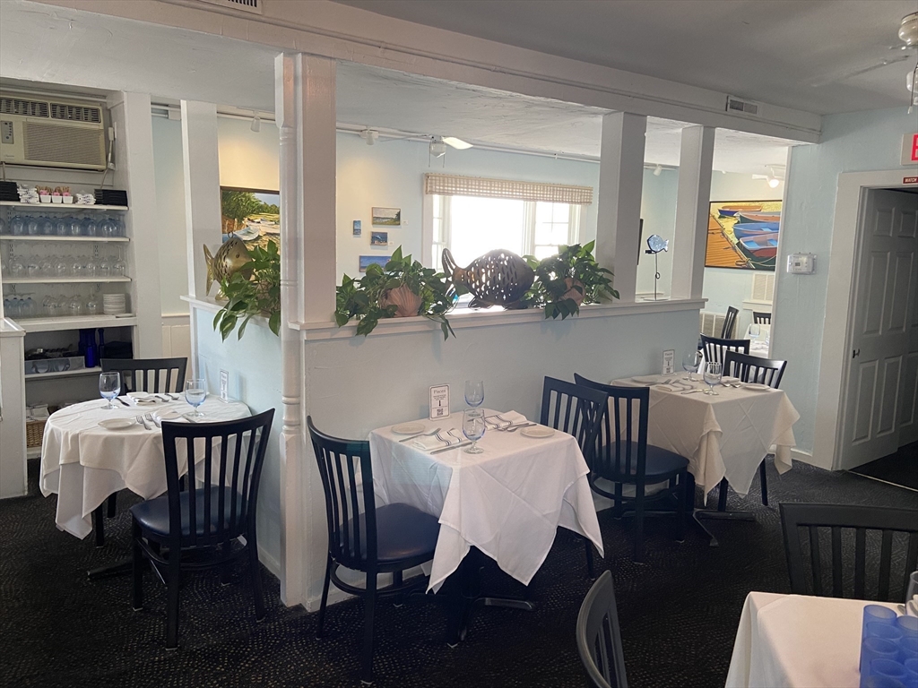2653 Main St, Chatham, Massachusetts 02659