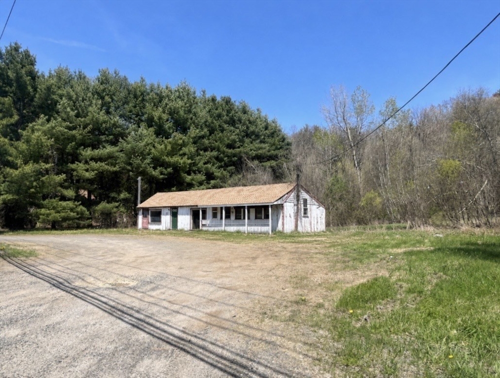 115 Sturbridge Rd, Brimfield, Massachusetts 01010