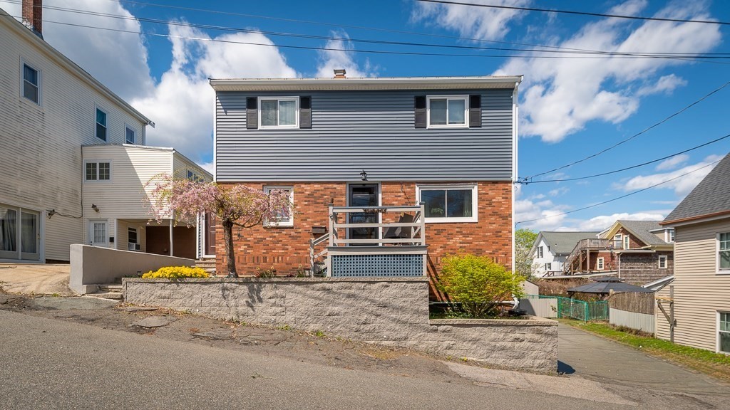 9 Alpine Ct, Gloucester, Massachusetts 01930