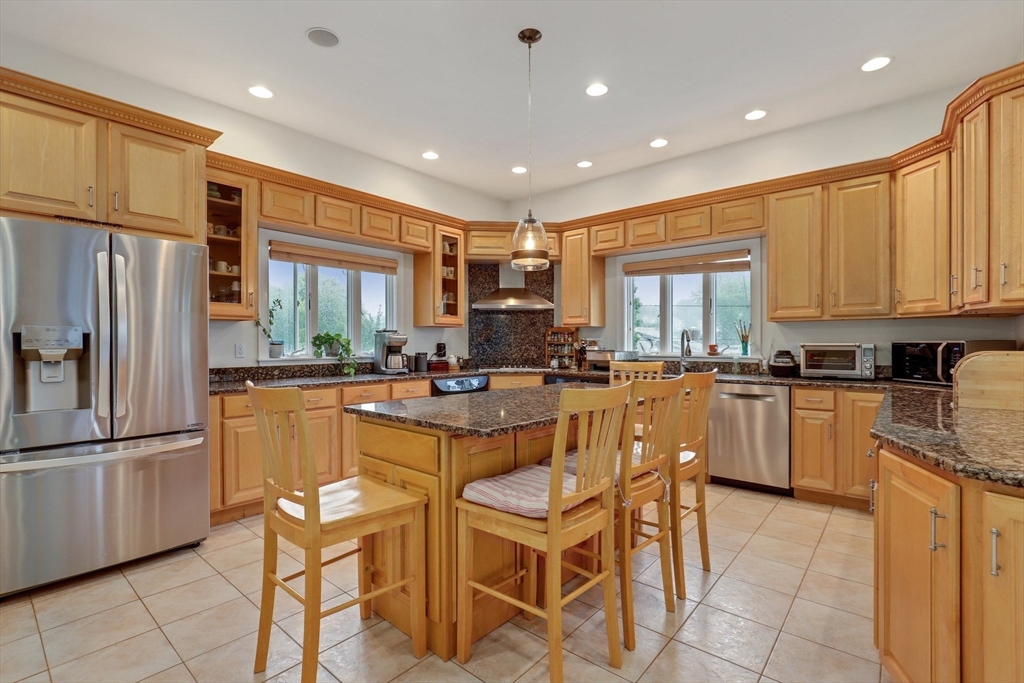 13 Essex St, Lynn, Massachusetts 01902
