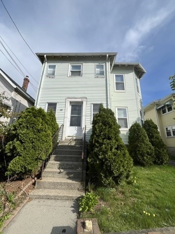 16 W Squantum St, Quincy, Massachusetts 02171