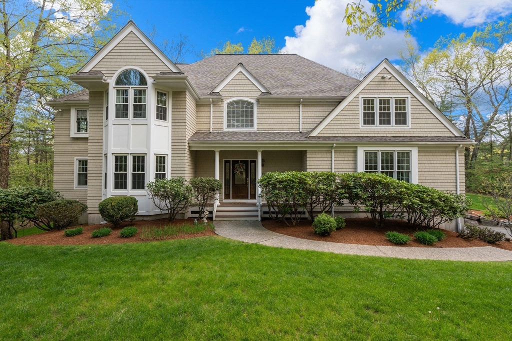 11 Pettees Pond Lane, Westwood, Massachusetts 02090