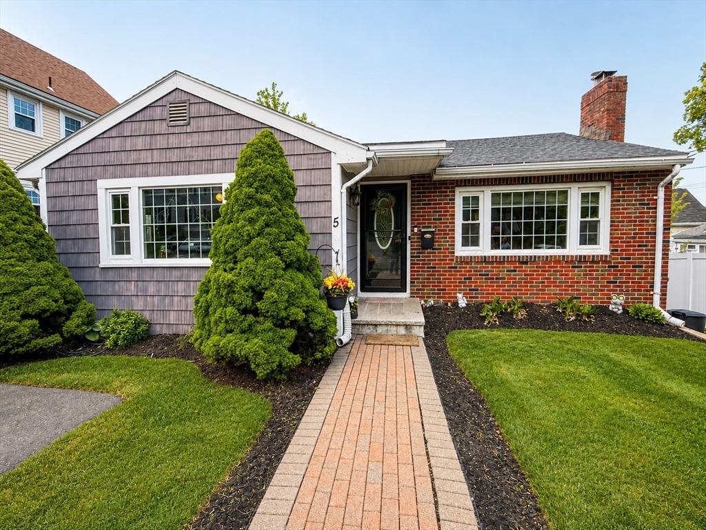 5 Vermont Ave., Saugus, Massachusetts 01906