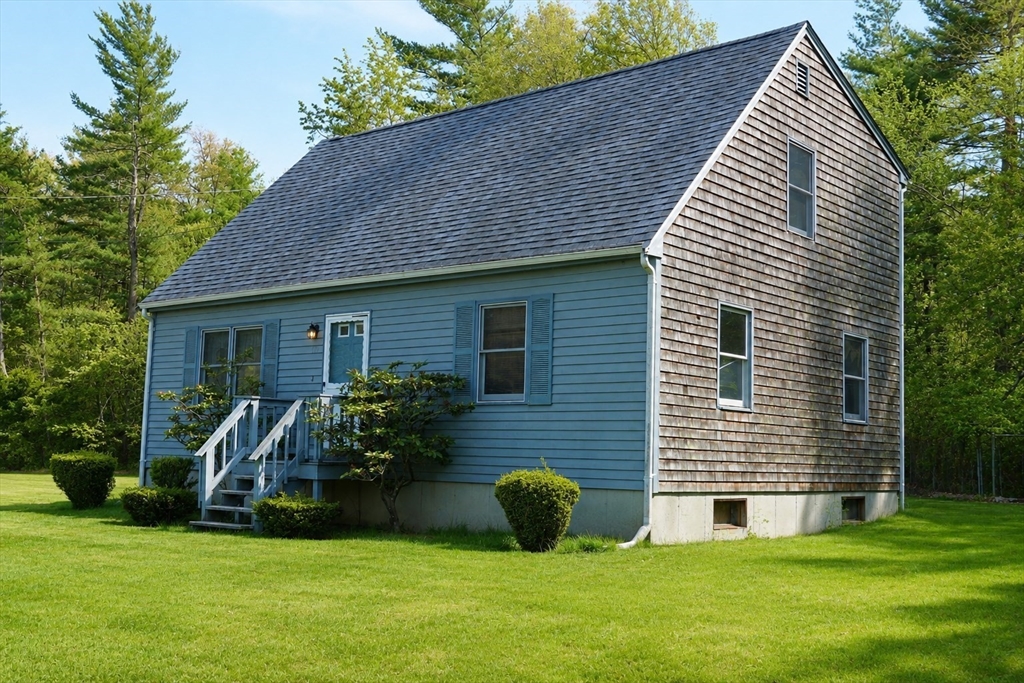 83 Sherborne Street, Taunton, Massachusetts 02718