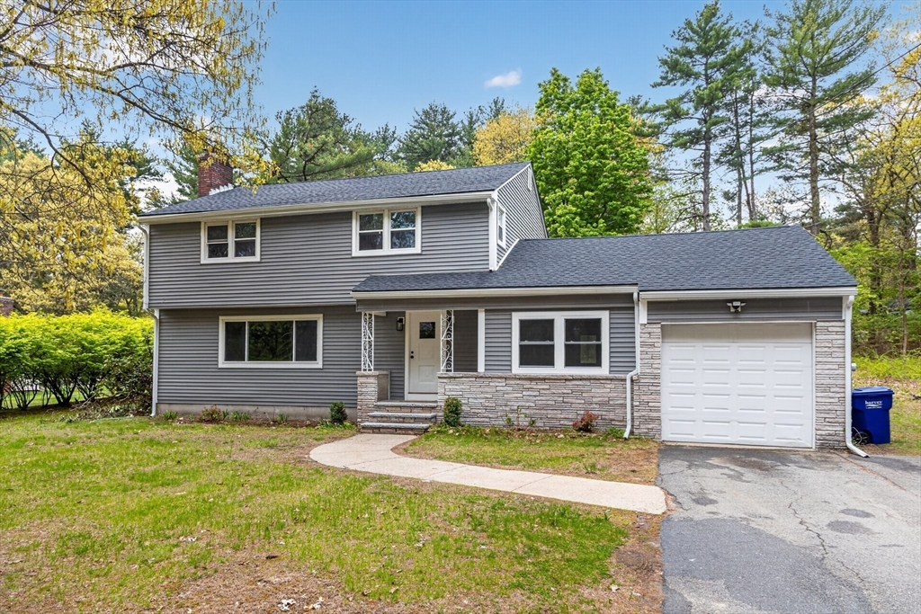 61 Jordan St, Chelmsford, Massachusetts 01863