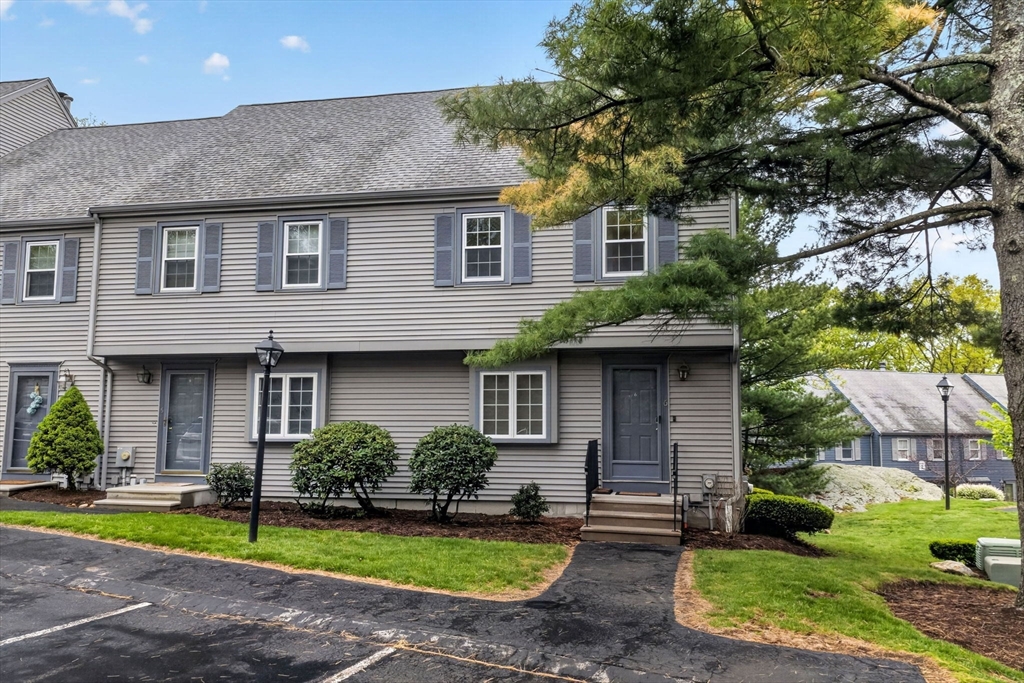 4 Oak Ridge Dr, Maynard, Massachusetts 01754
