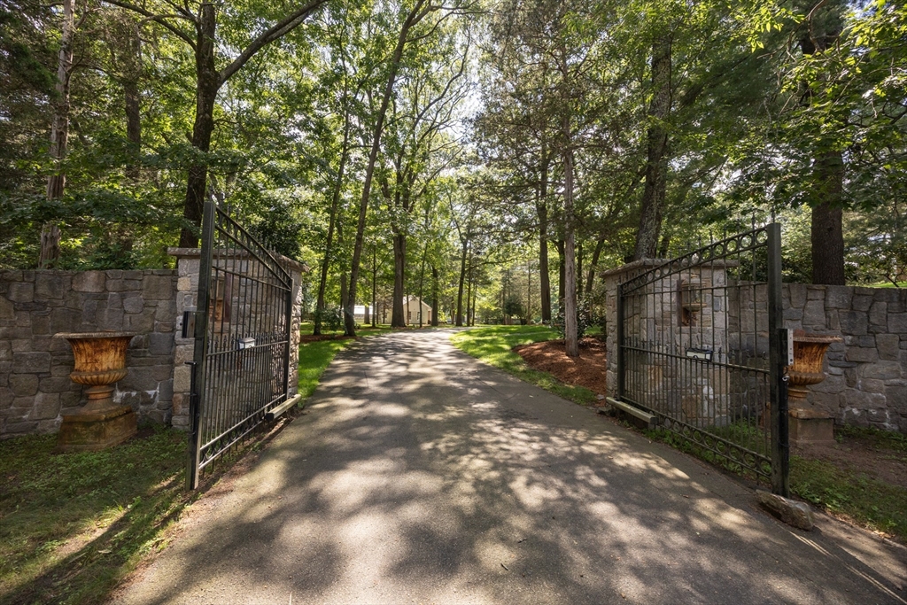 55 Parkwood Drive, Milton, Massachusetts 02186