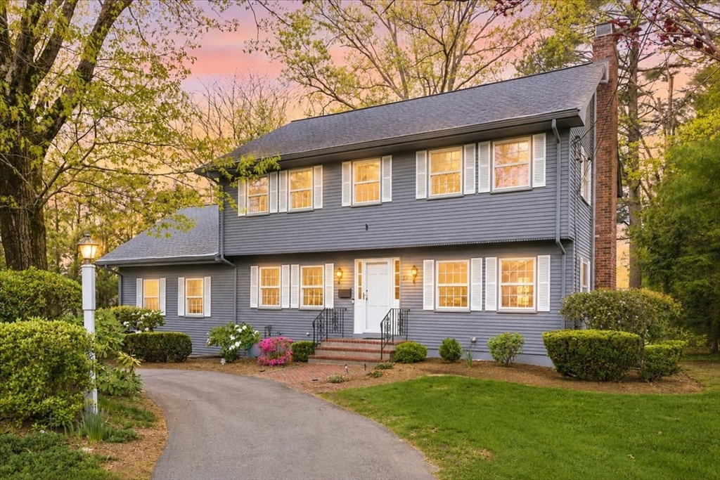 53 Magaletta Dr, Westwood, Massachusetts 02090
