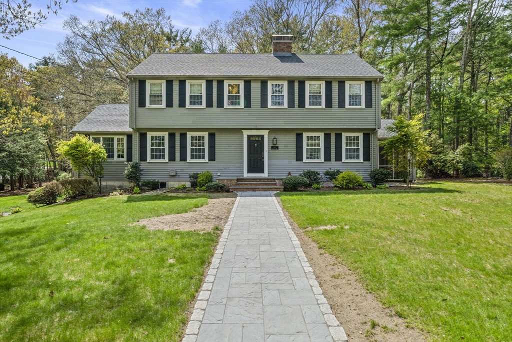 112 Flint Locke Dr, Duxbury, Massachusetts 02332