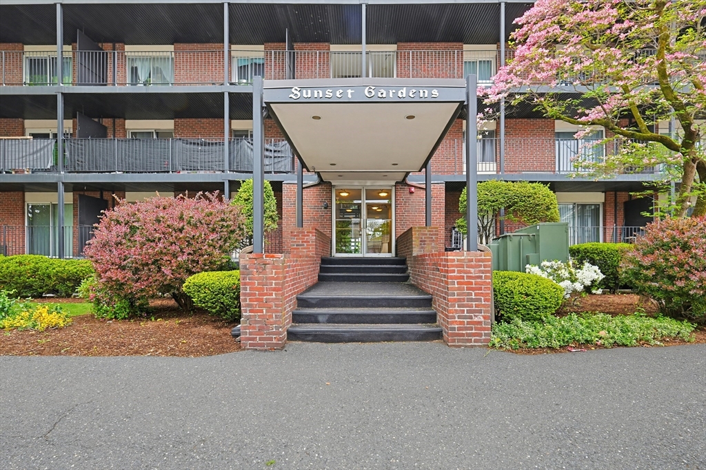 45 Oval Rd, Quincy, Massachusetts 02169