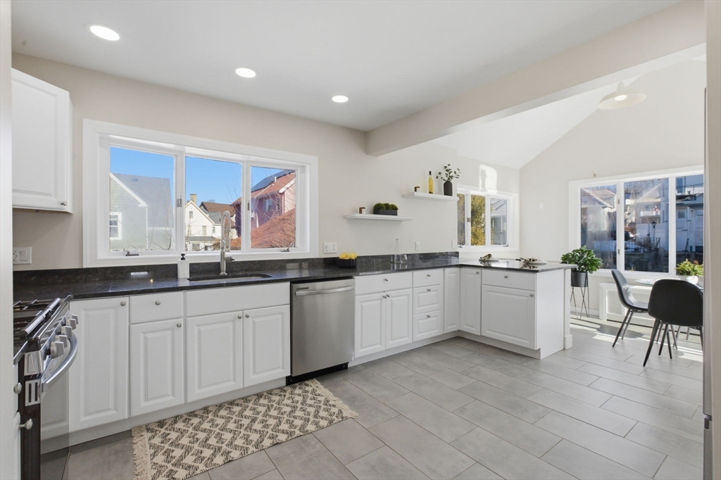 15 South Fairview Street, Boston, Massachusetts 02131