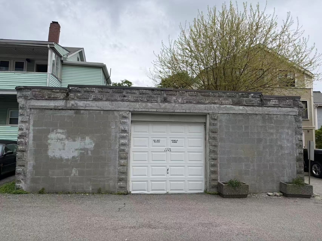 64 Elm St, Cambridge, Massachusetts 02139