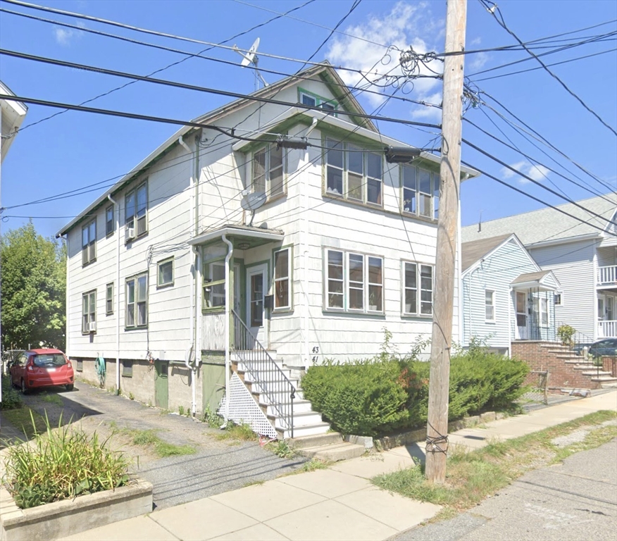 41 Oakland Street, Watertown, Massachusetts 02472
