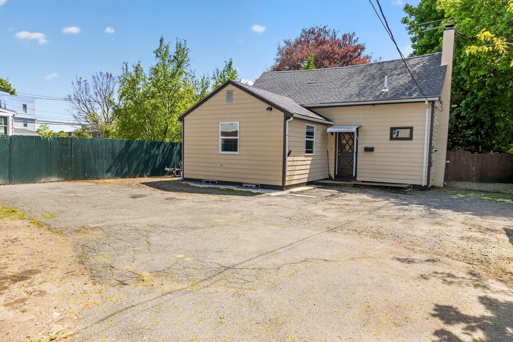 2 Mill St, Beverly, Massachusetts 01915