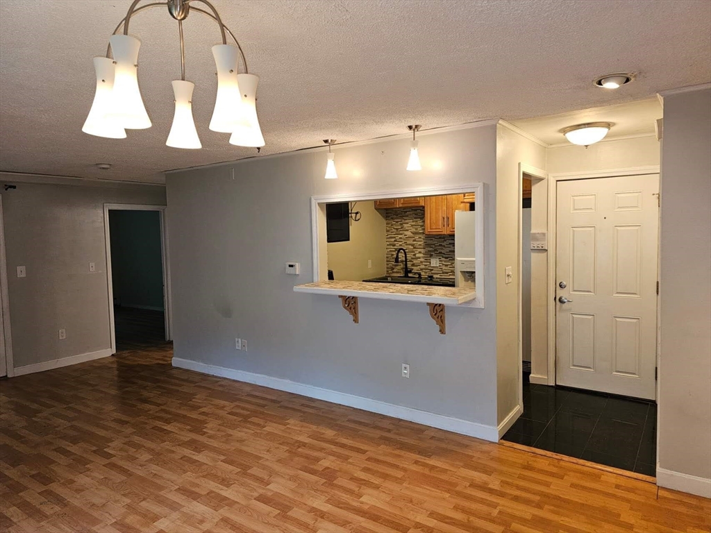 13 Powderhouse Ct, Amesbury, Massachusetts 01913