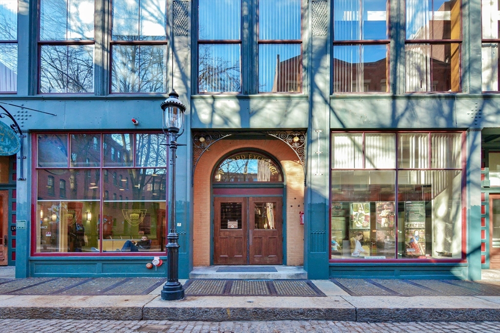 55 Middle Street, Lowell, Massachusetts 01852